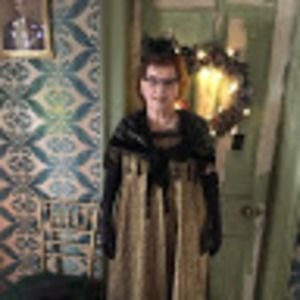 Meet your Posher, Naomi